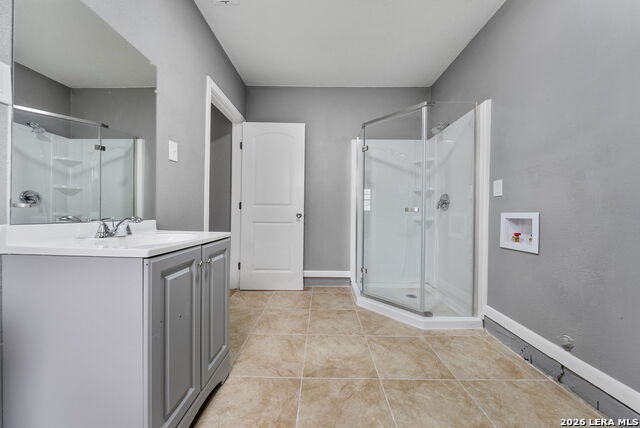 Image 16 of 28 For 6411 Royalty Pt