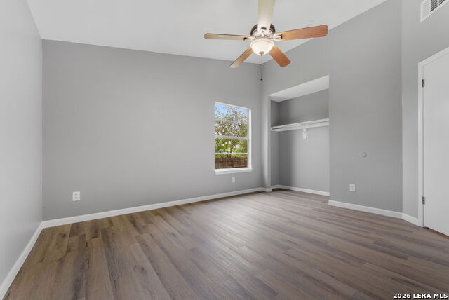 Image 20 of 28 For 6411 Royalty Pt