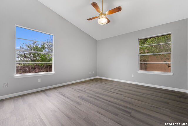 Image 21 of 28 For 6411 Royalty Pt