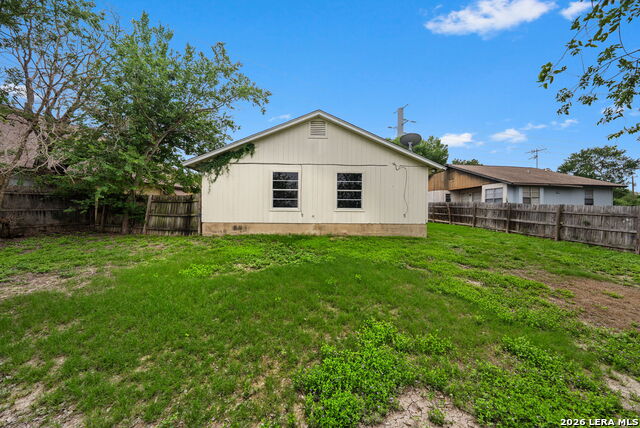 Image 26 of 28 For 6411 Royalty Pt