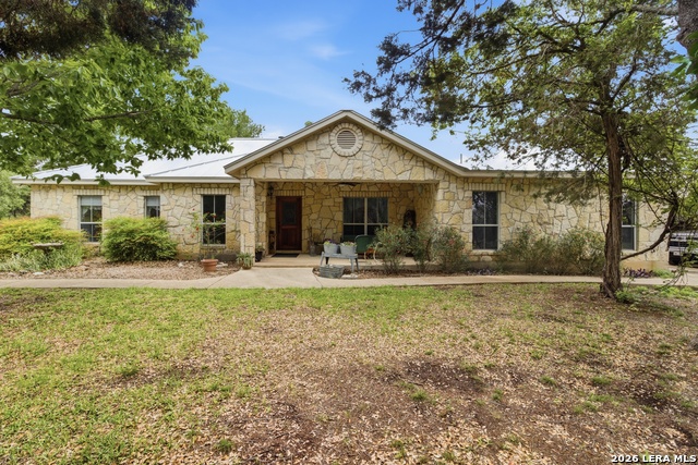 Details for 707 Oak Ridge Ln, Pipe Creek, TX 78063
