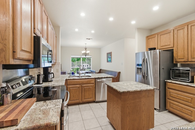 Image 13 of 66 For 707 Oak Ridge Ln