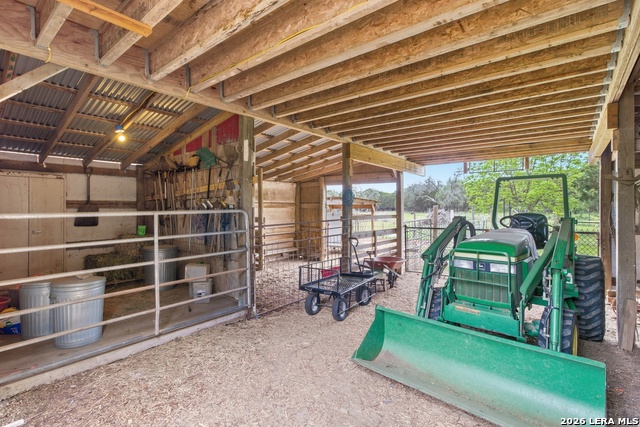 Image 39 of 66 For 707 Oak Ridge Ln