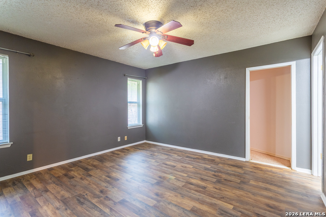 Image 10 of 24 For 3023 Shingle Oak