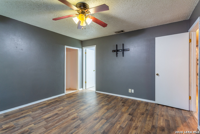 Image 11 of 24 For 3023 Shingle Oak