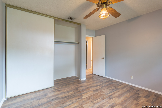 Image 17 of 24 For 3023 Shingle Oak