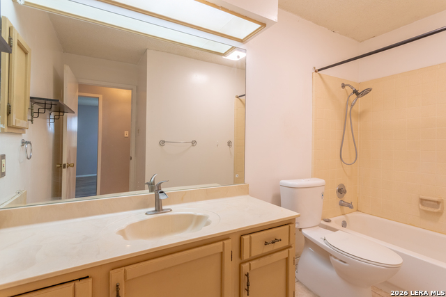 Image 18 of 24 For 3023 Shingle Oak