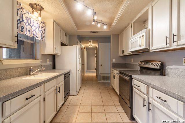 Image 8 of 24 For 3023 Shingle Oak