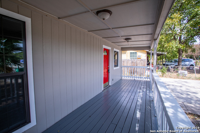 Image 18 of 19 For 3735 Commercial Ave