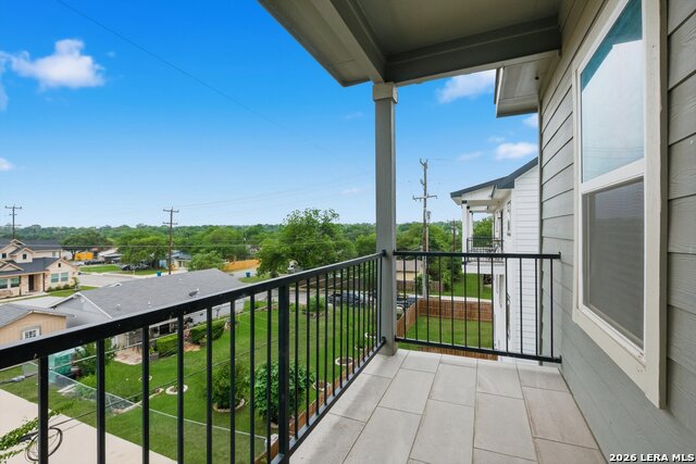 Image 16 of 32 For 501 Chulie  