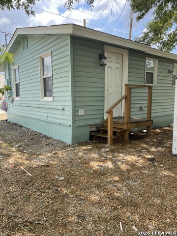 Image 11 of 11 For 202 Langley Blvd W