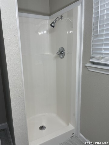 Image 8 of 11 For 202 Langley Blvd W