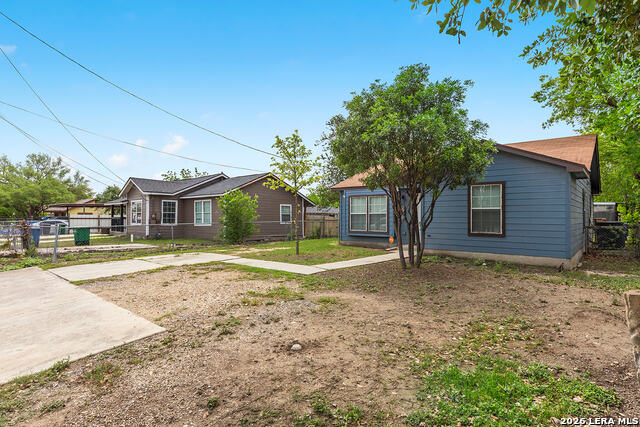 Image 2 of 37 For 528 Gerald W