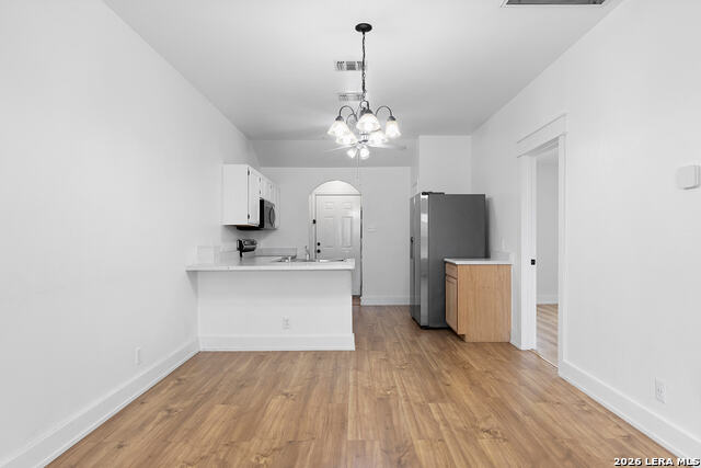 Image 20 of 37 For 528 Gerald W