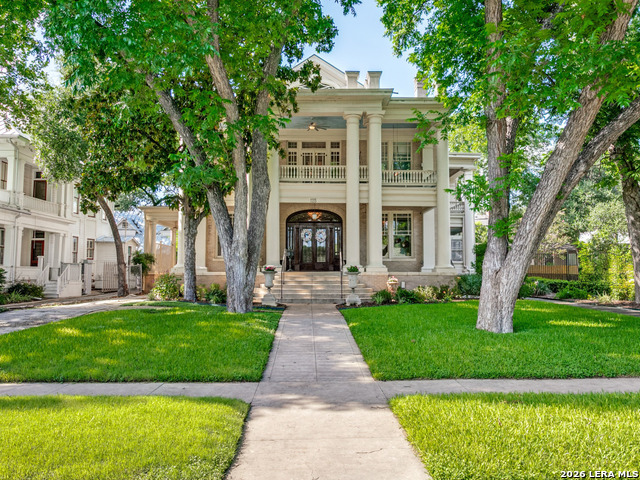 Details for 125 W Agarita Ave., San Antonio, TX 78212