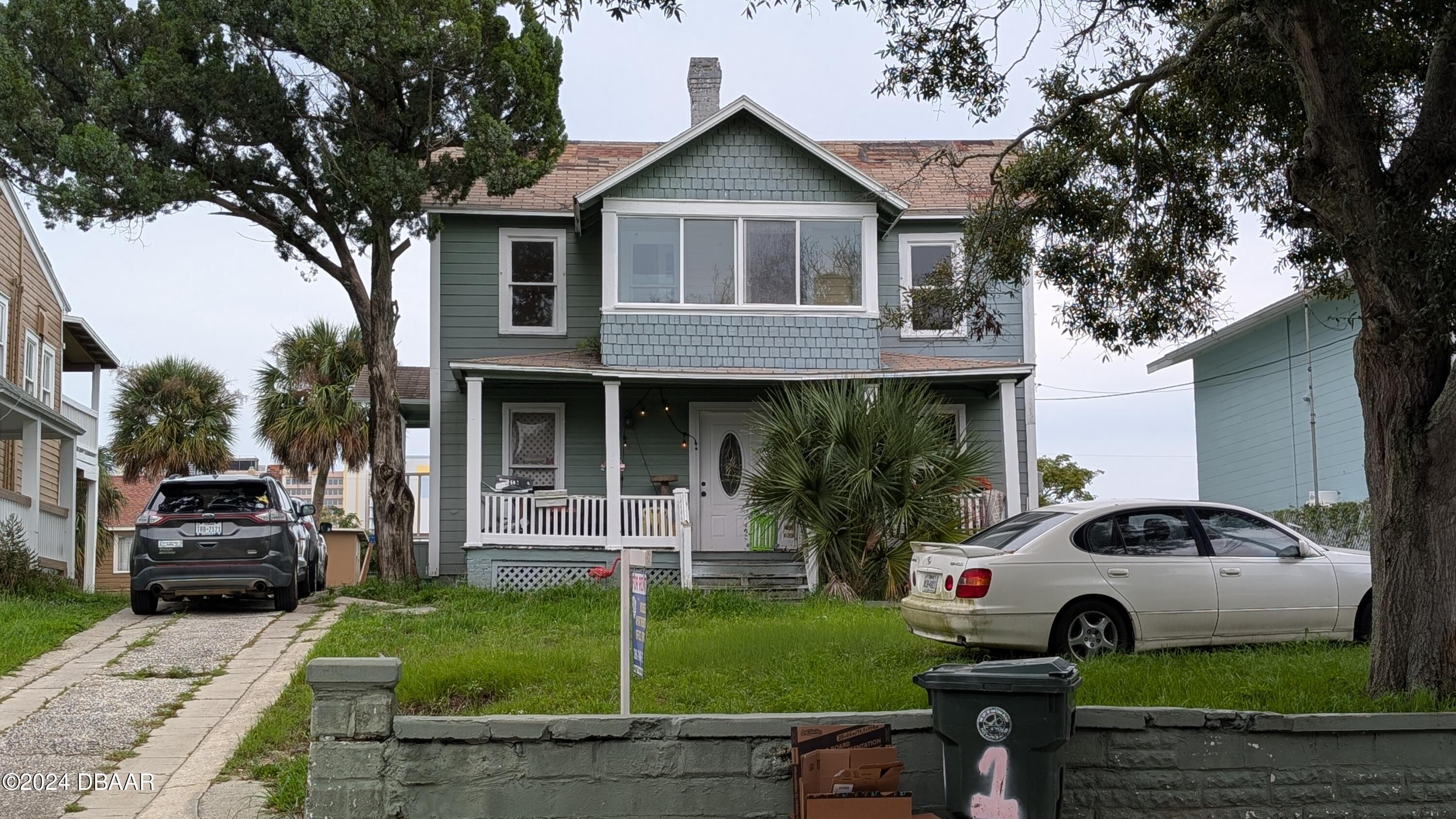 Listing Details for 232 Peninsula Drive N, Daytona Beach, FL 32118