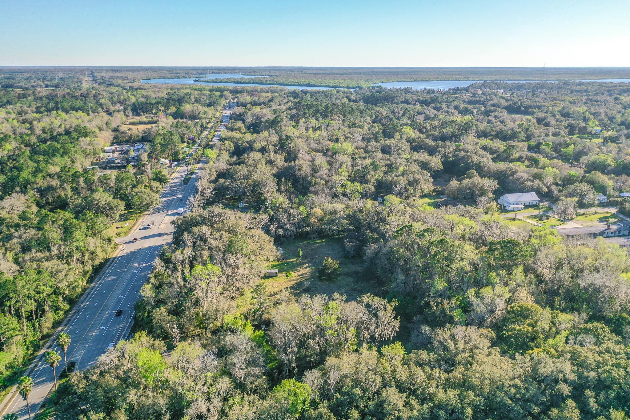 Image 15 of 26 For 104 Louis Broer Road W