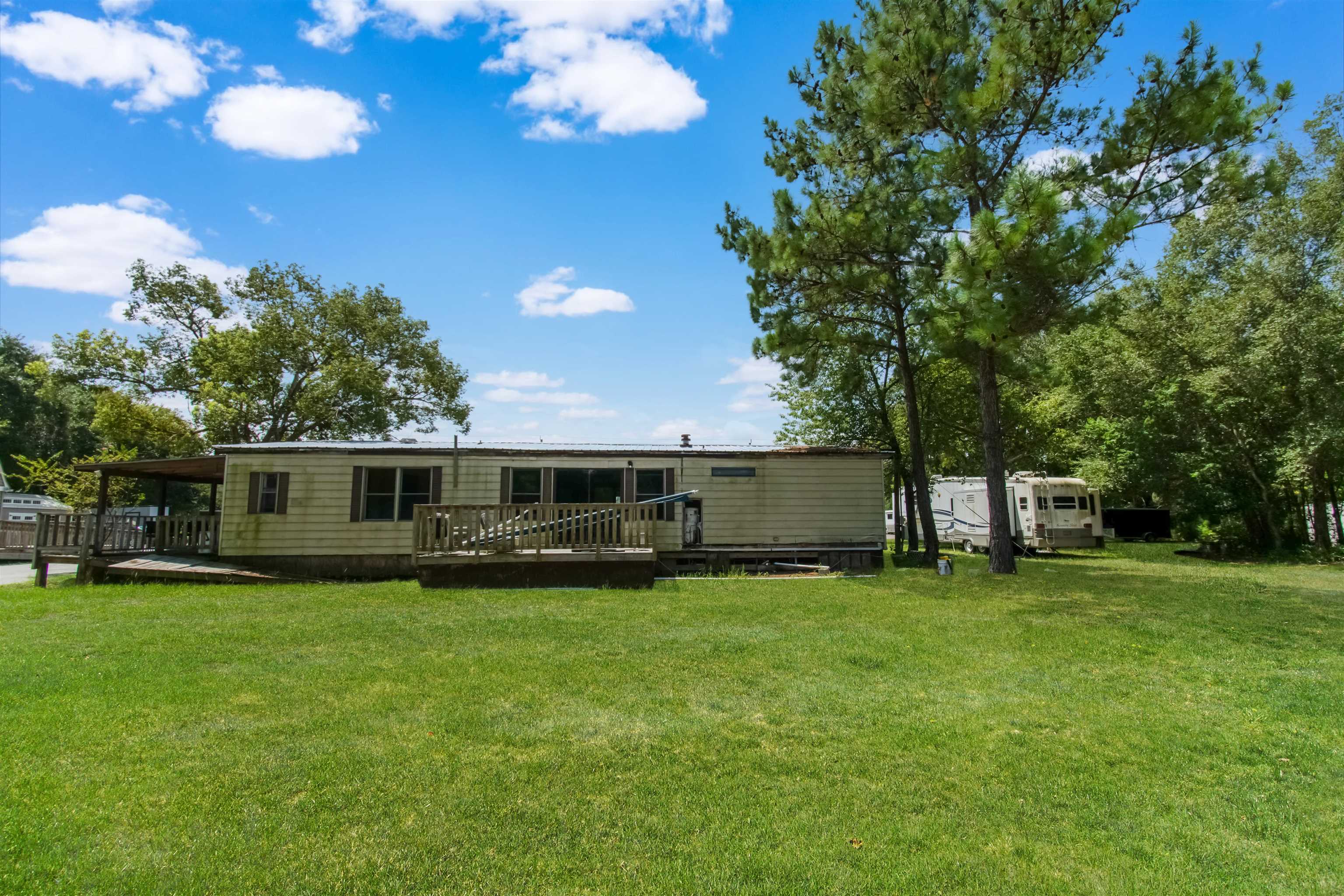 Image 15 of 20 For 463493 State Road 200