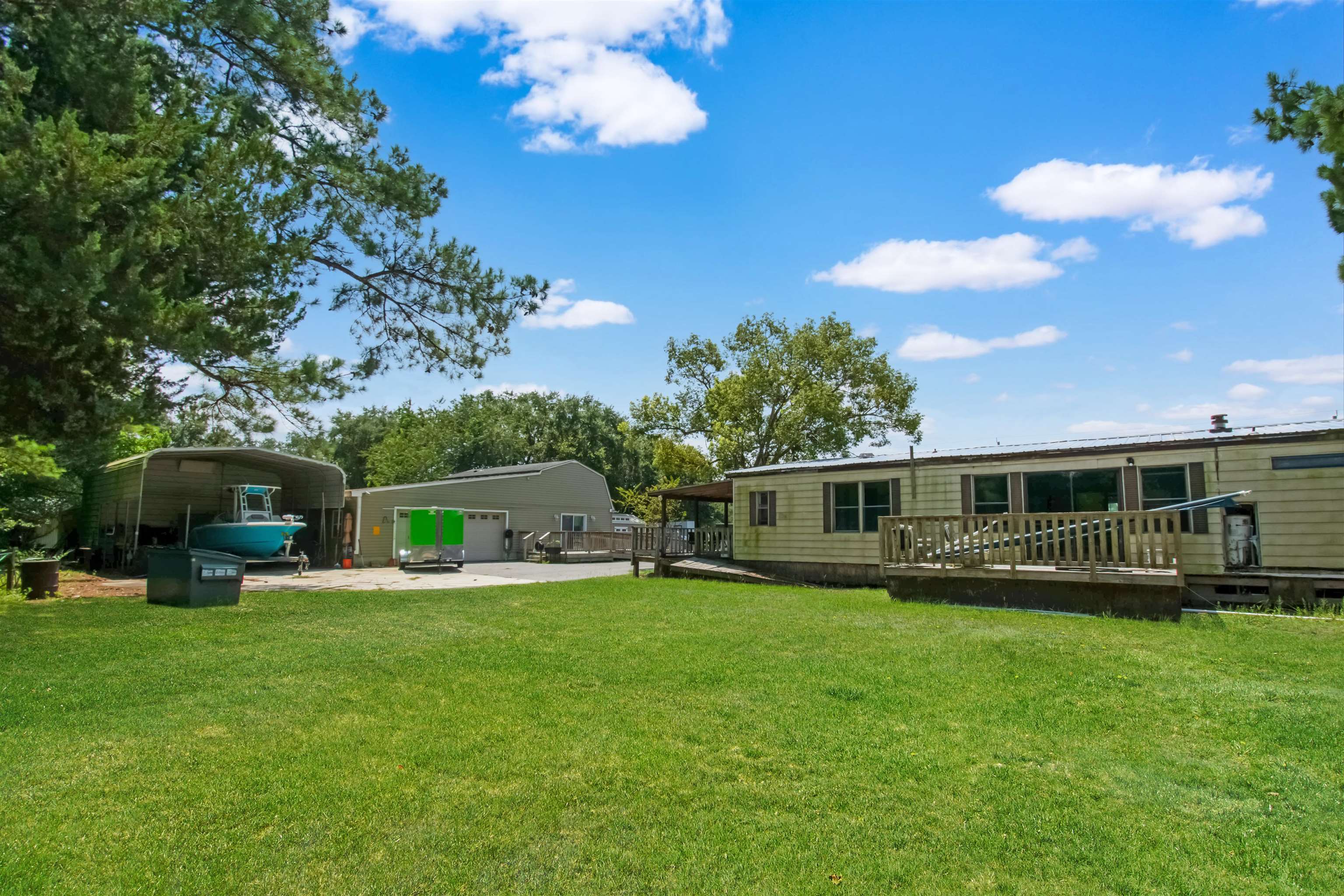 Image 16 of 20 For 463493 State Road 200