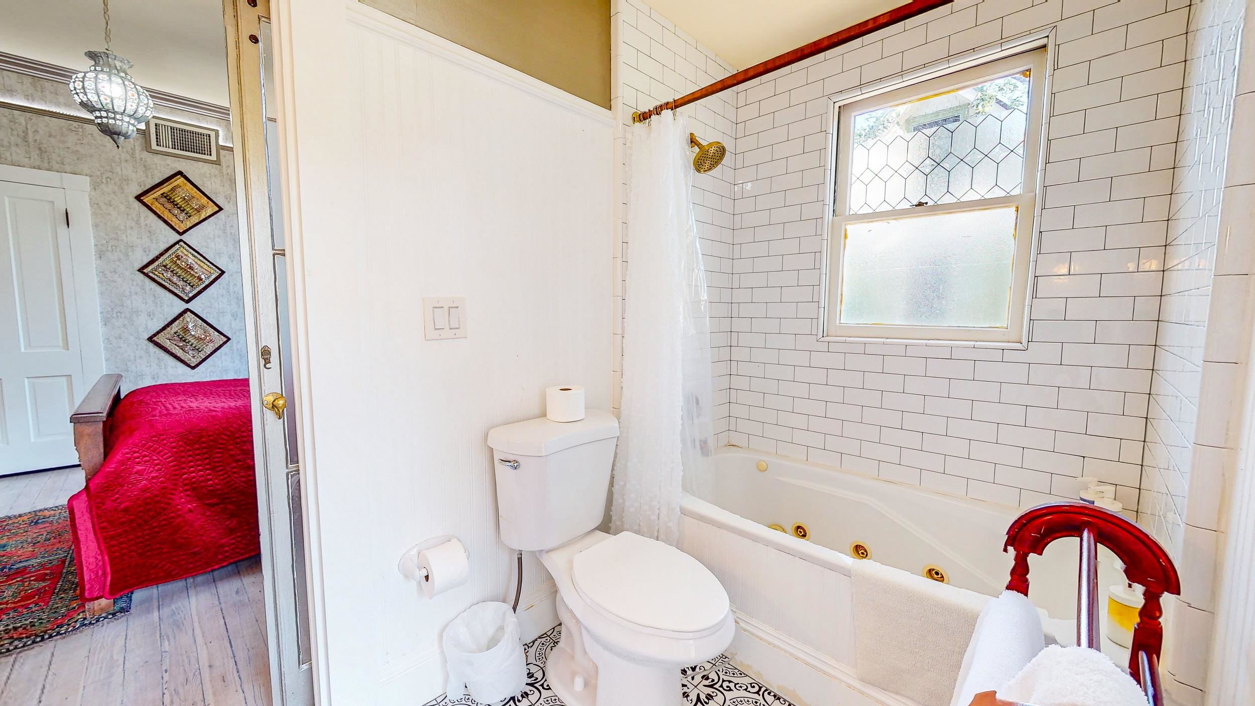 Image 40 of 74 For 63 Orange St