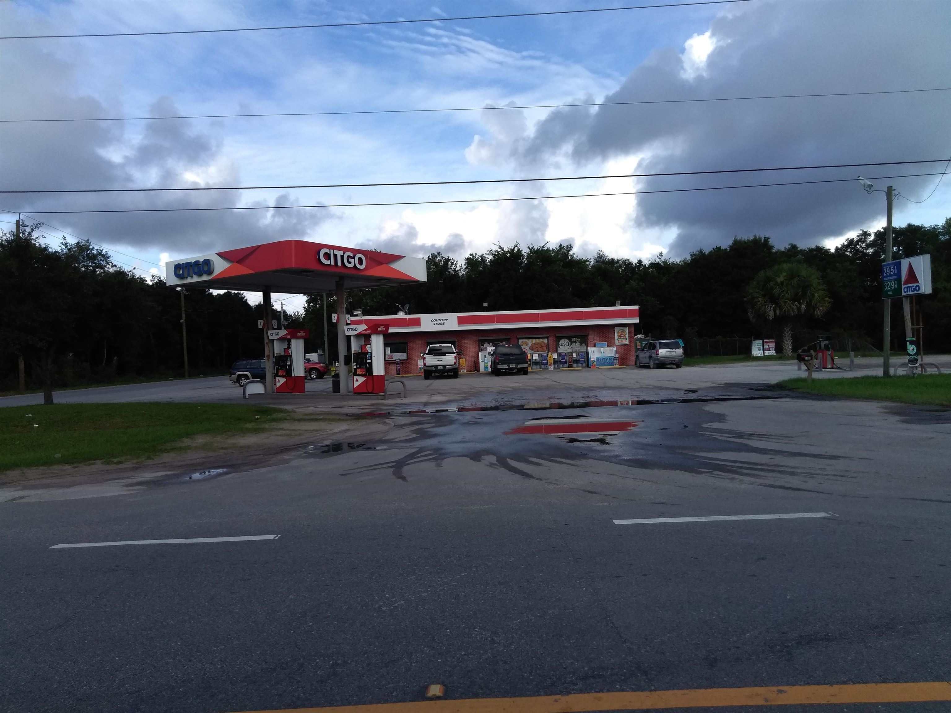 Image 2 of 6 For 1881 Bayberry Ave