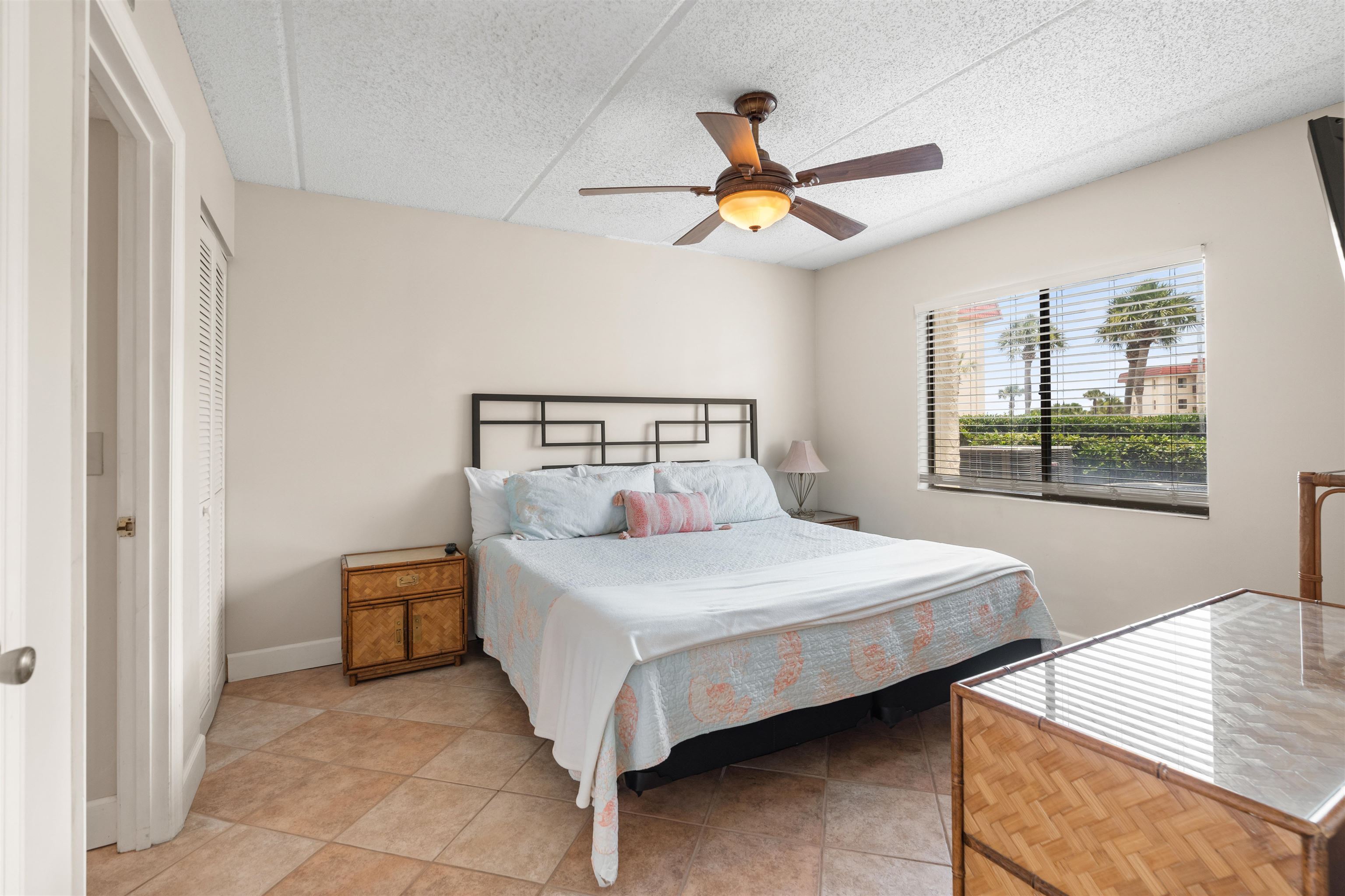 Image 16 of 42 For 880 A1a Beach Blvd  7106