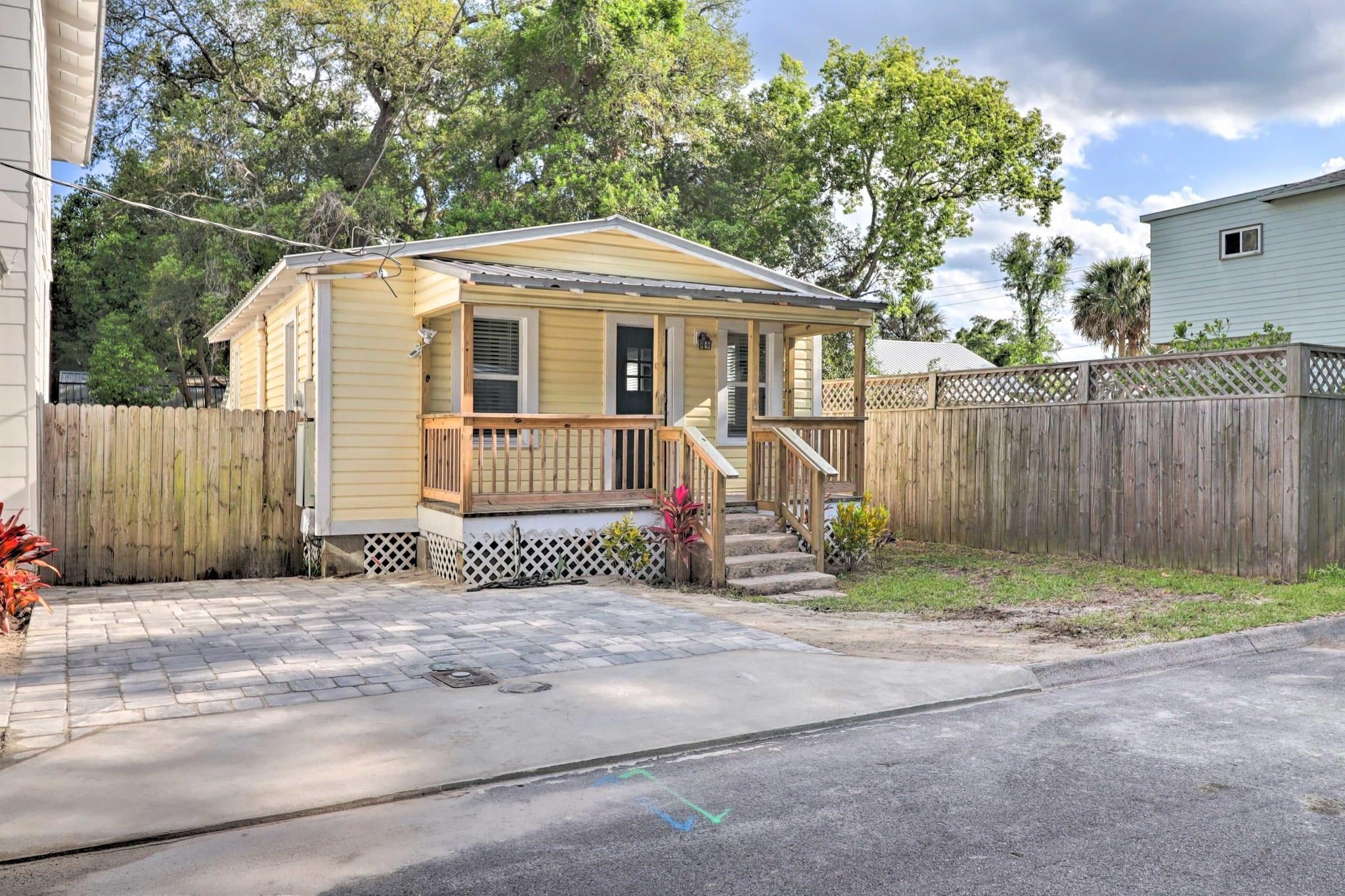 Image 18 of 30 For 93 & 95 Keith St