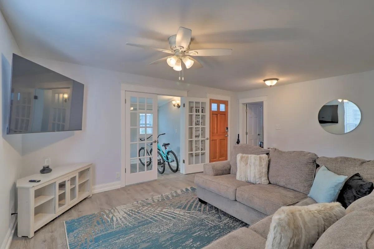 Image 2 of 30 For 93 & 95 Keith St