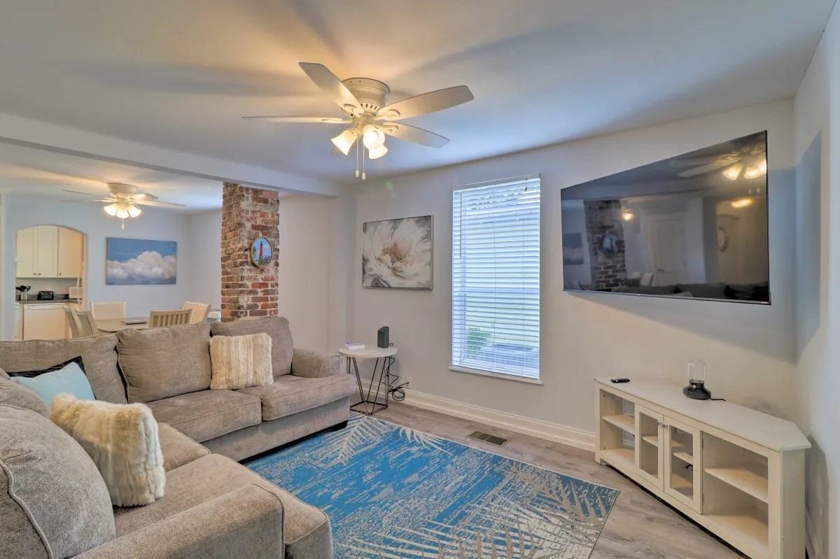 Image 4 of 30 For 93 & 95 Keith St