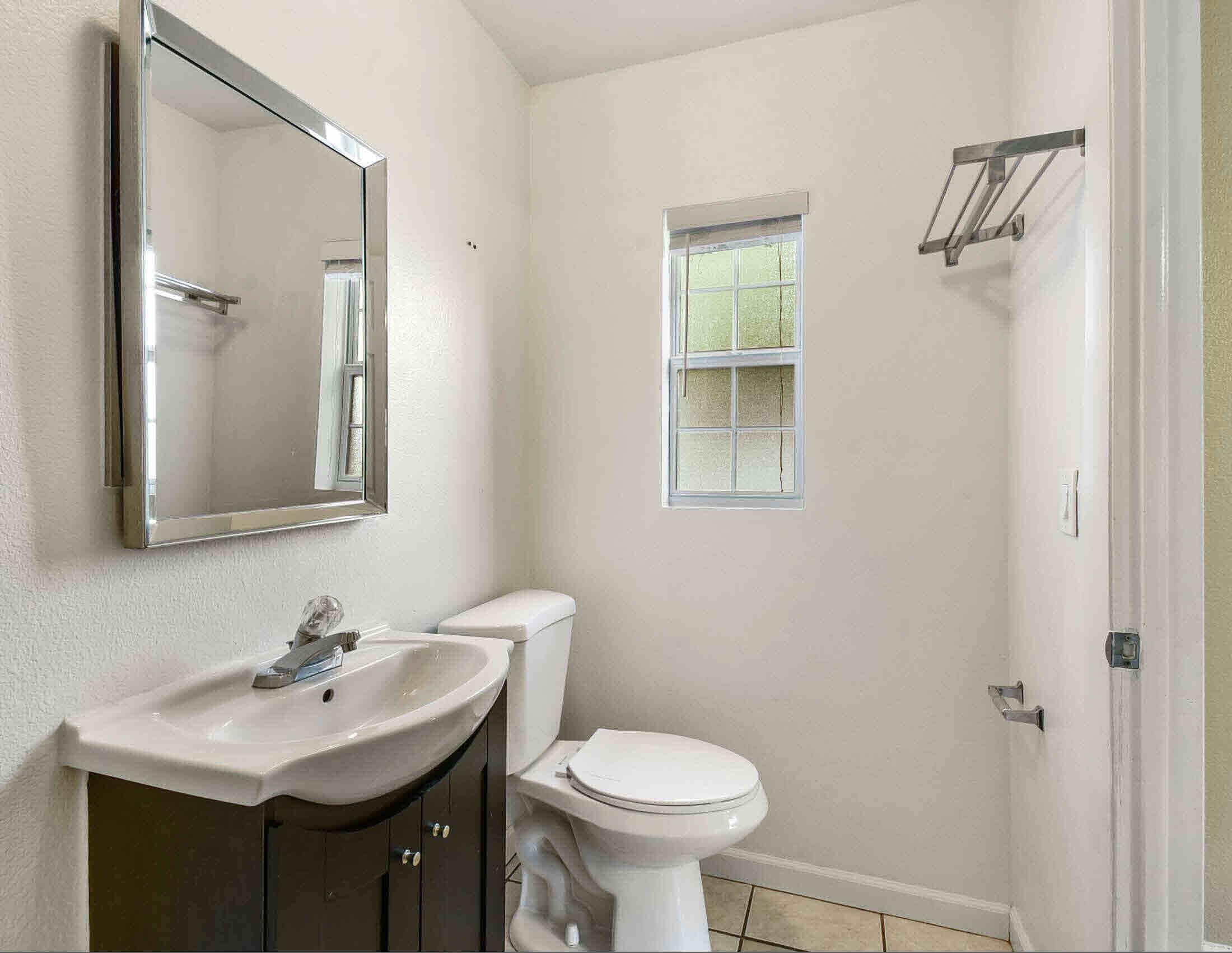 Image 18 of 26 For 10403 Ebbitt Rd