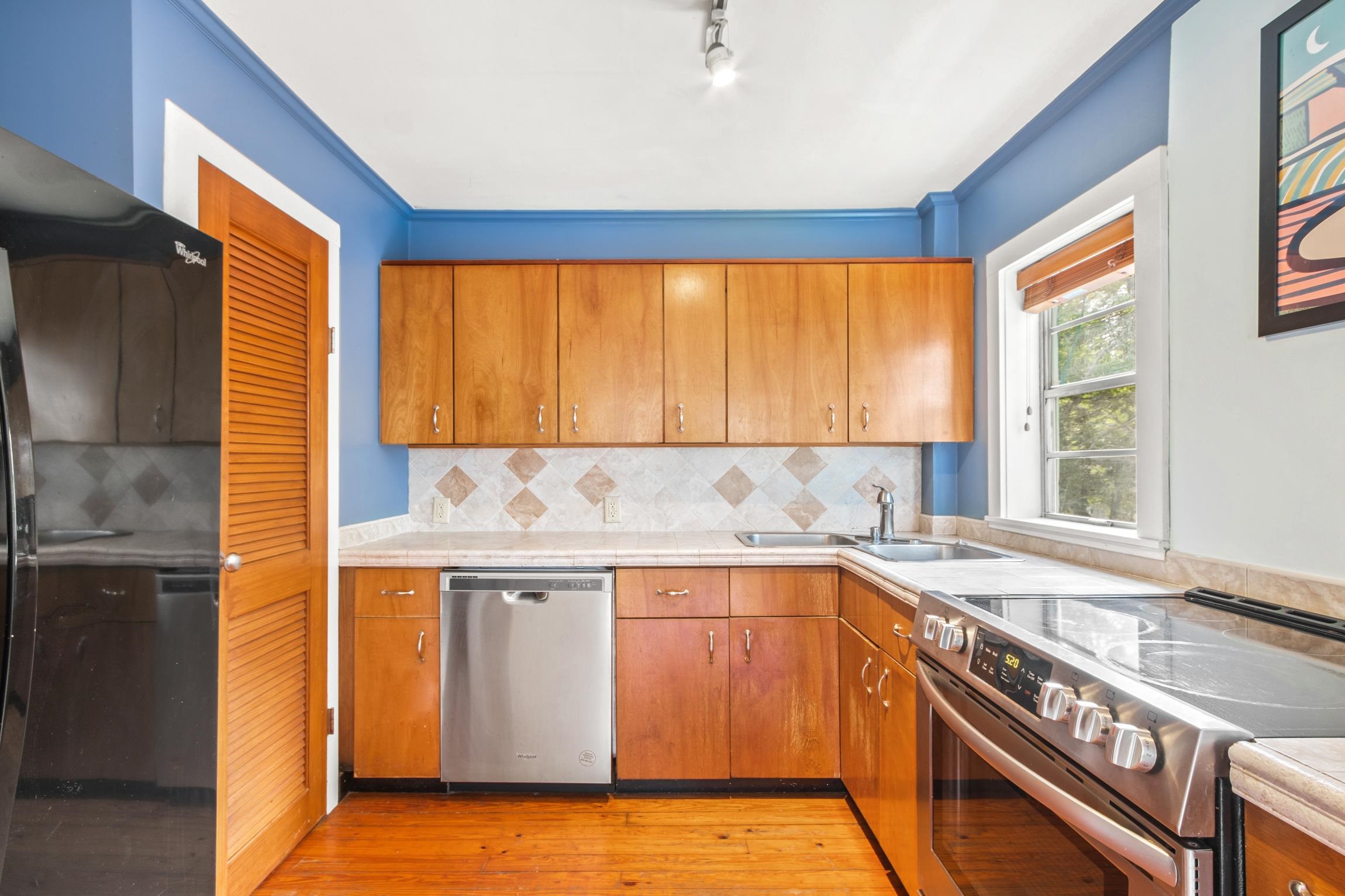 Image 9 of 50 For 26 Ponce De Leon Ave