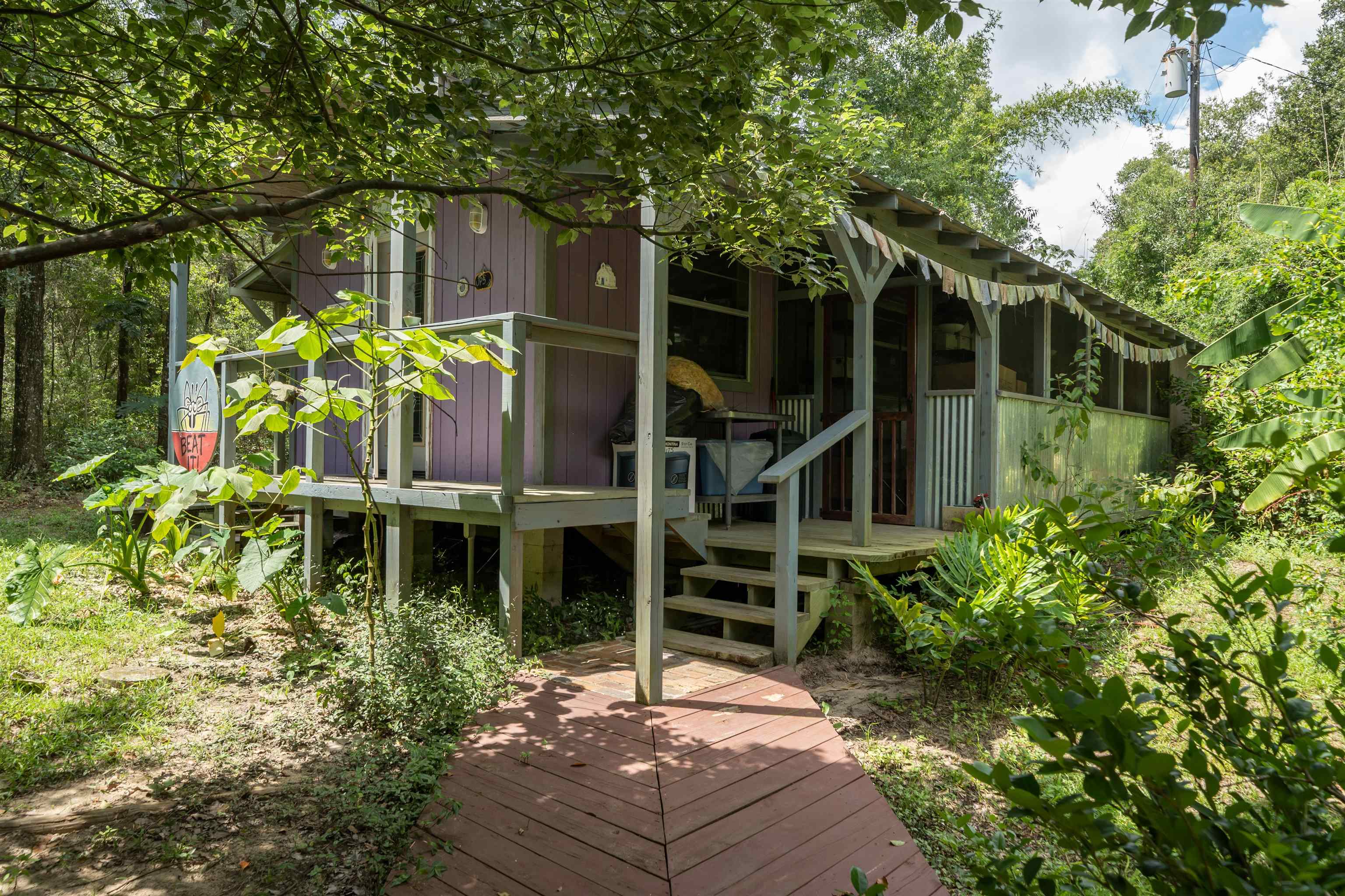 Image 47 of 100 For 250 West Lake Drive W