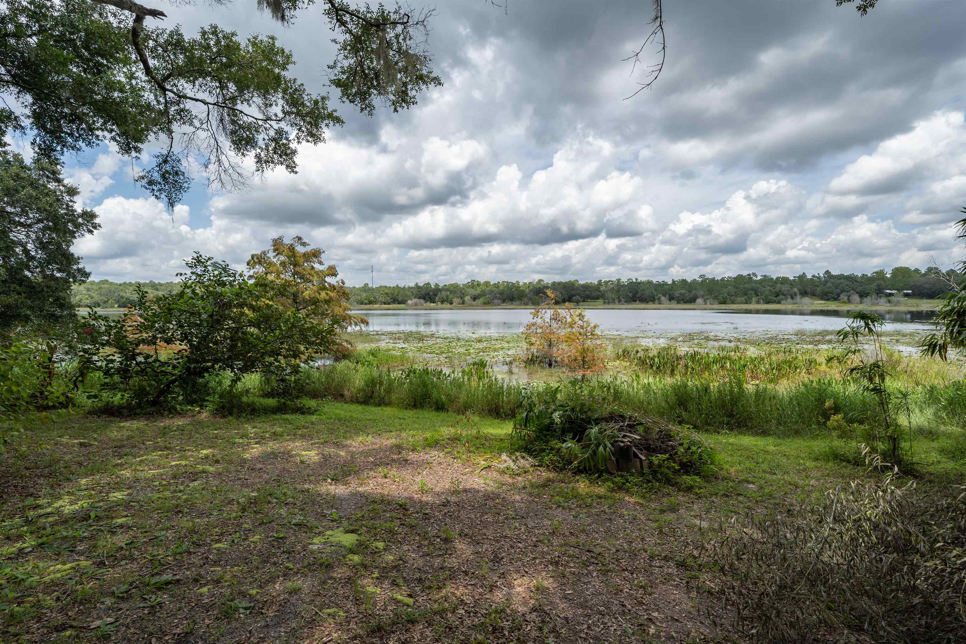 Image 66 of 100 For 250 West Lake Drive W
