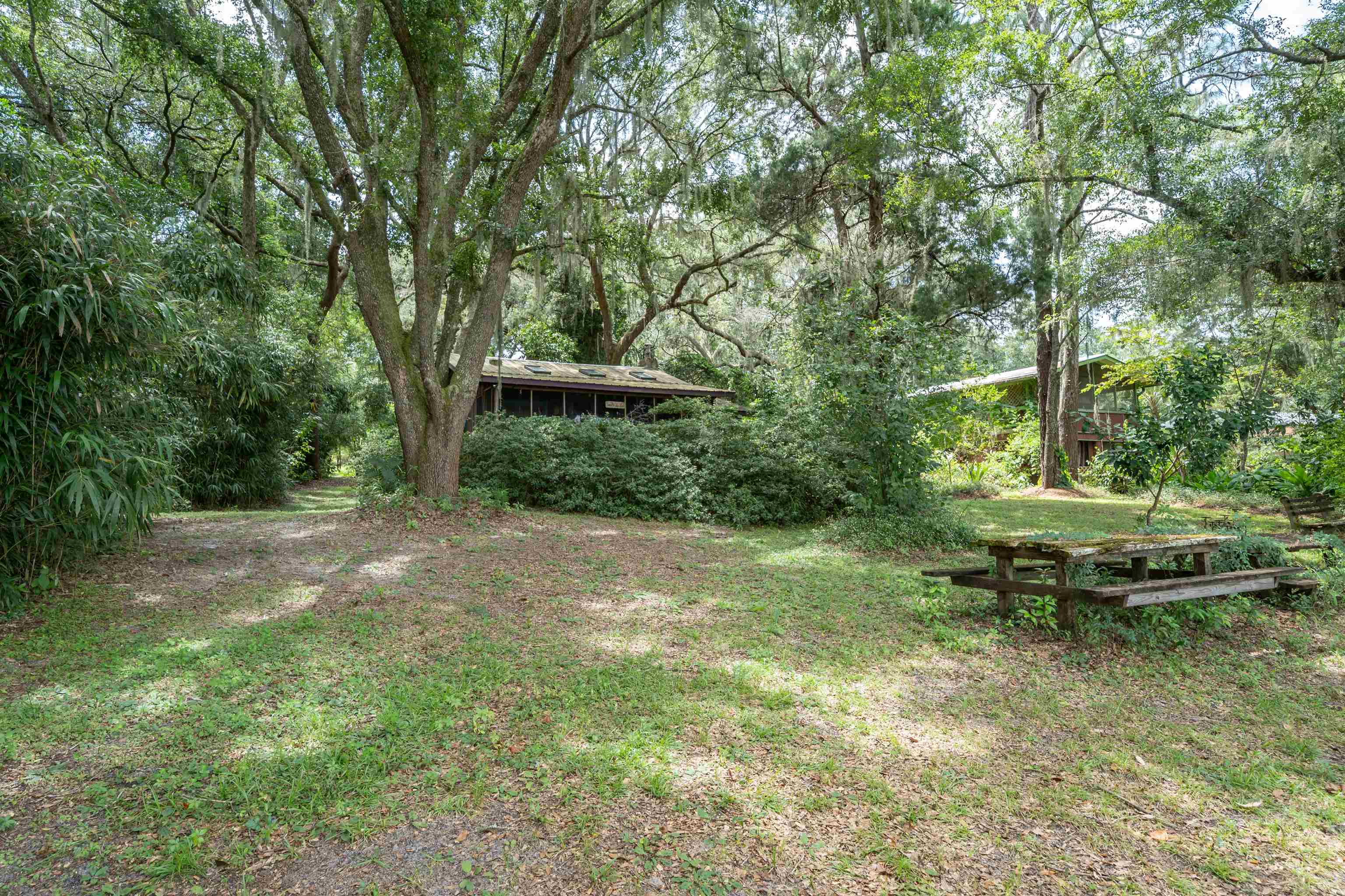 Image 67 of 100 For 250 West Lake Drive W