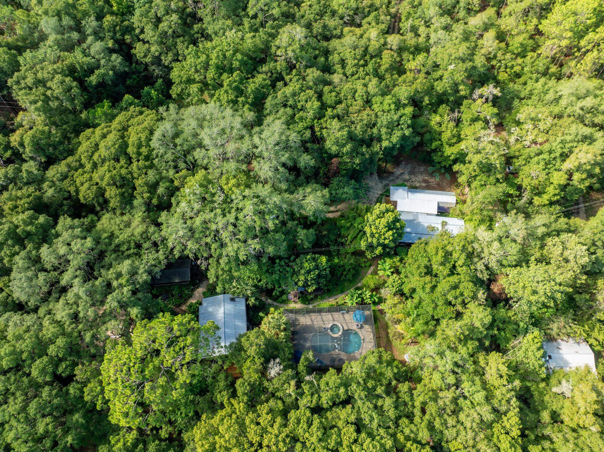 Image 92 of 100 For 250 West Lake Drive W