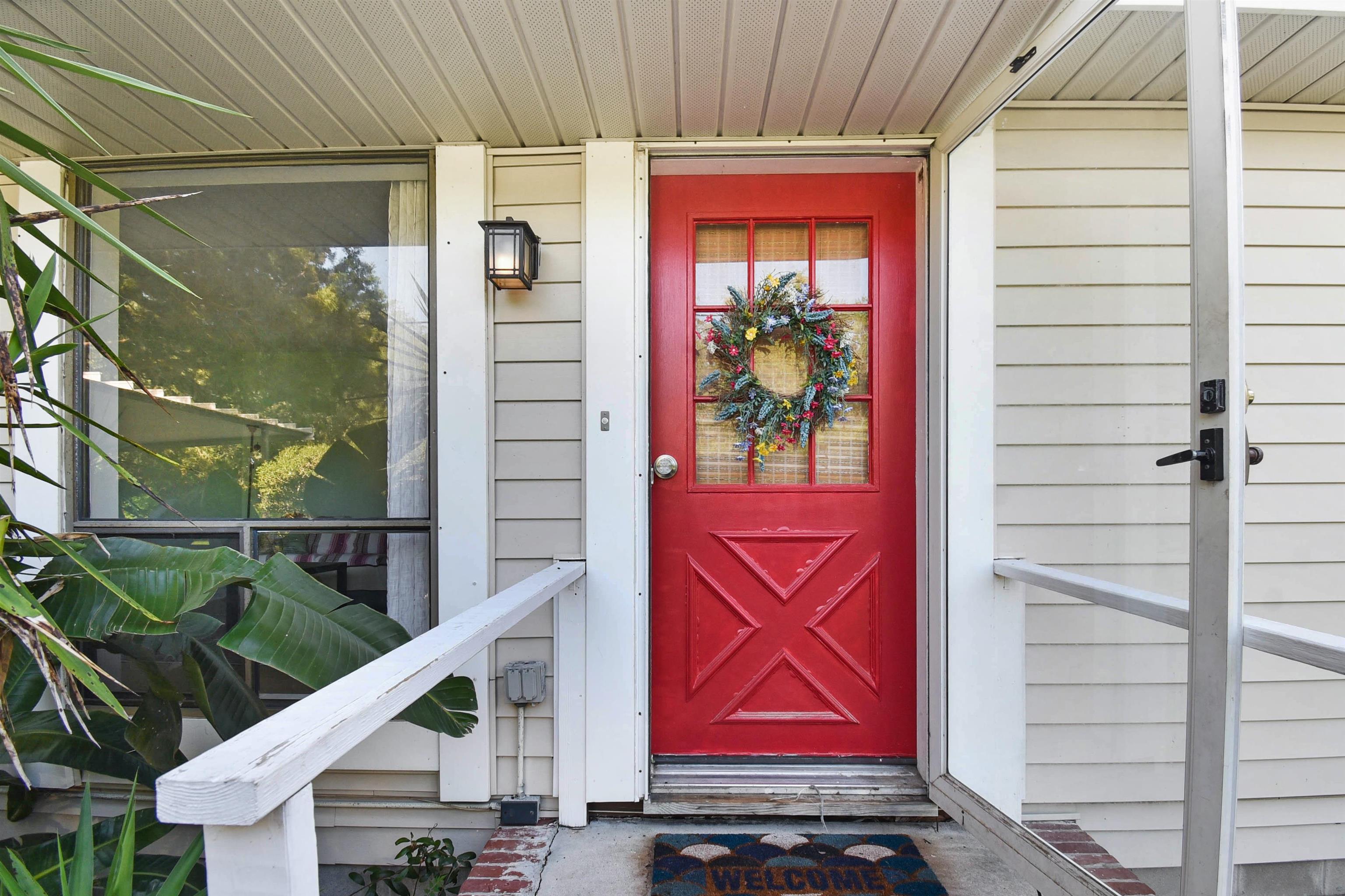 Image 10 of 50 For 215 Argonaut Rd