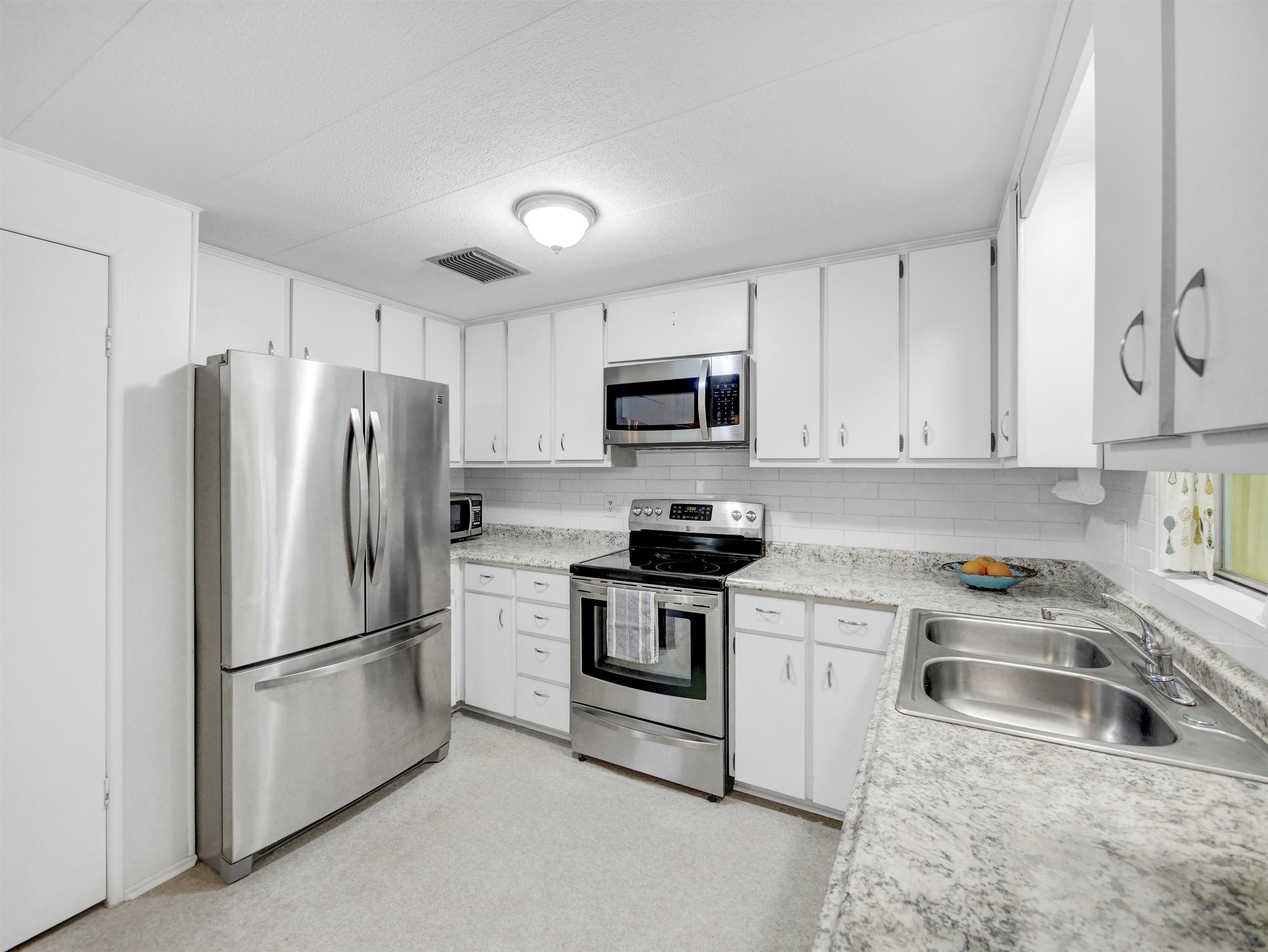 Image 14 of 38 For 879 Palermo Road
