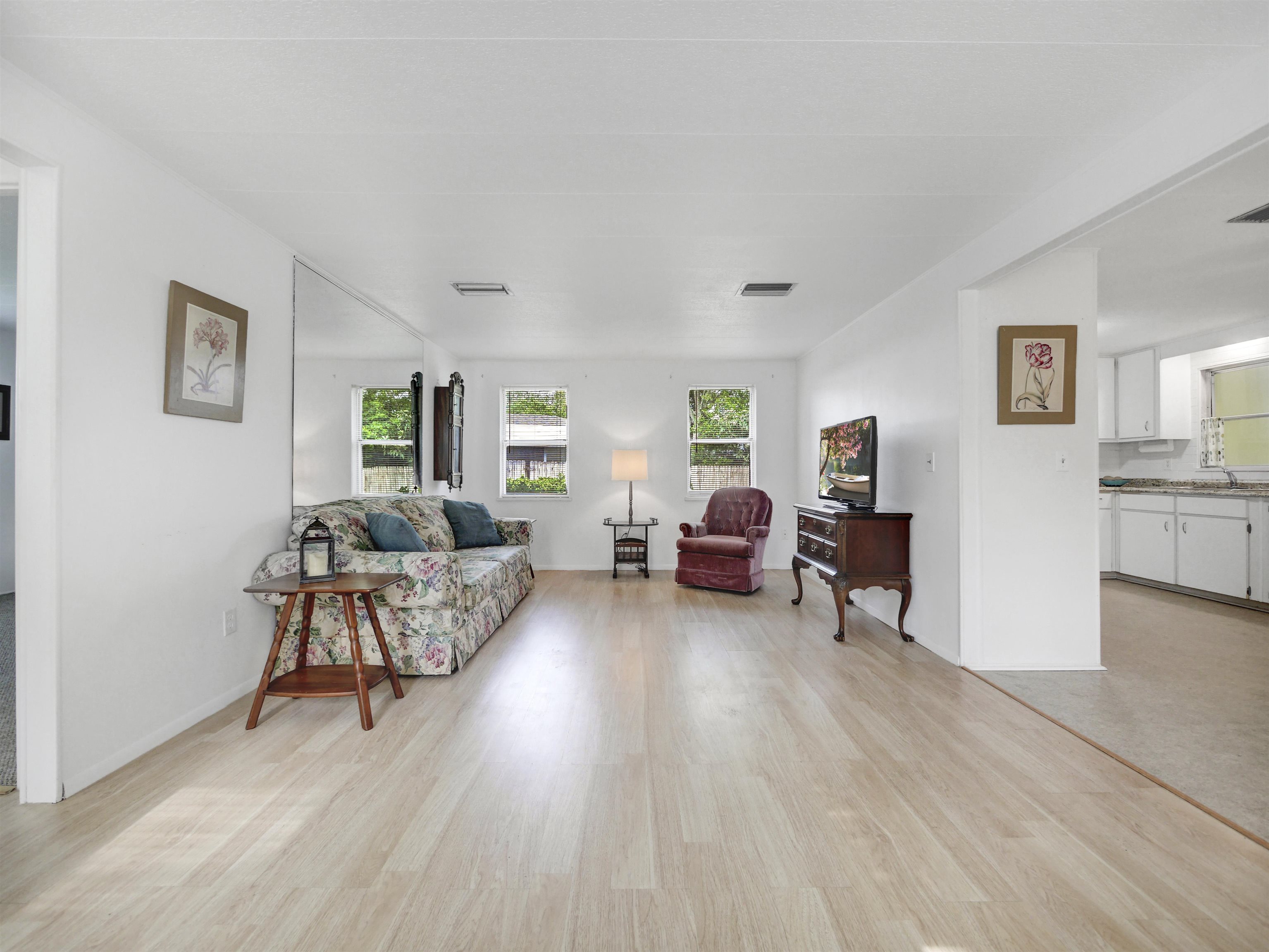 Image 2 of 38 For 879 Palermo Road
