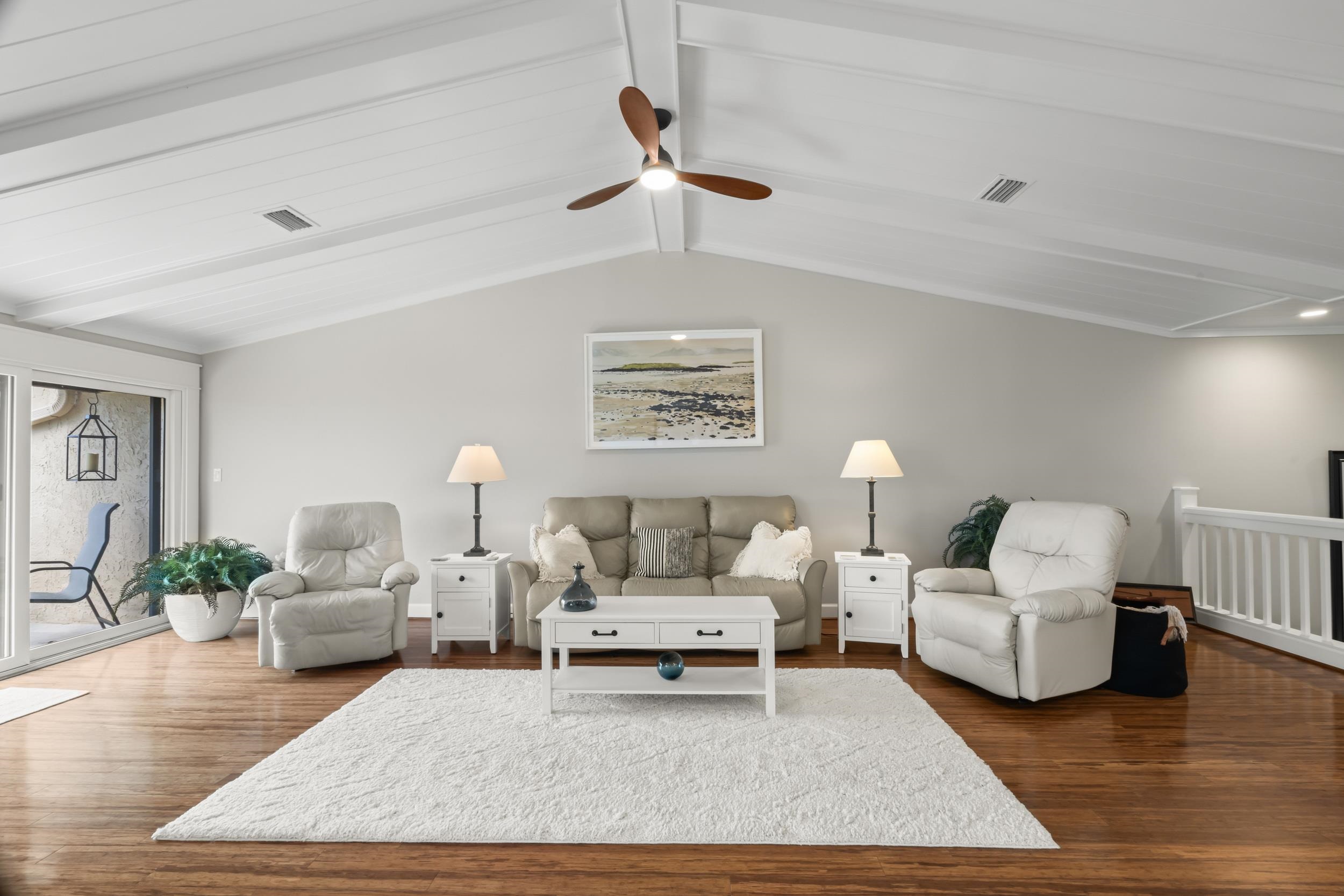 Image 12 of 61 For 3431 Harbor Drive