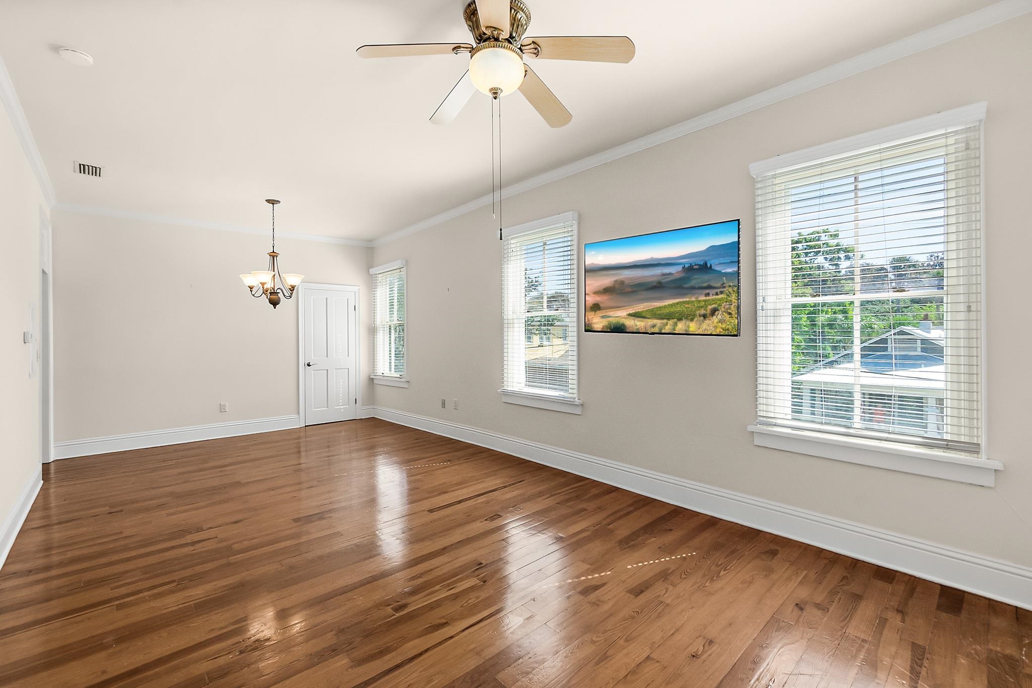 Image 11 of 64 For 172 Cordova St #2