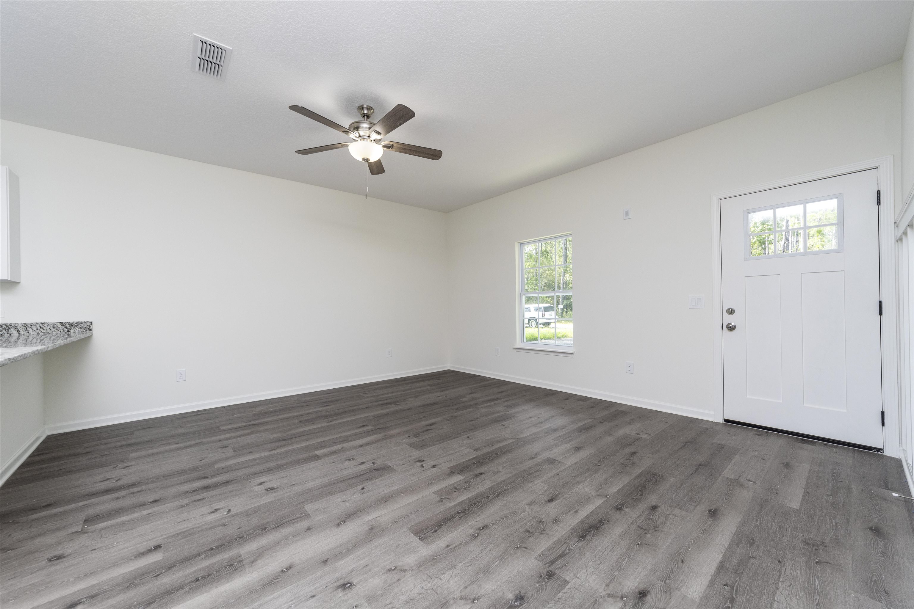 Image 11 of 59 For 4350 Theresa St