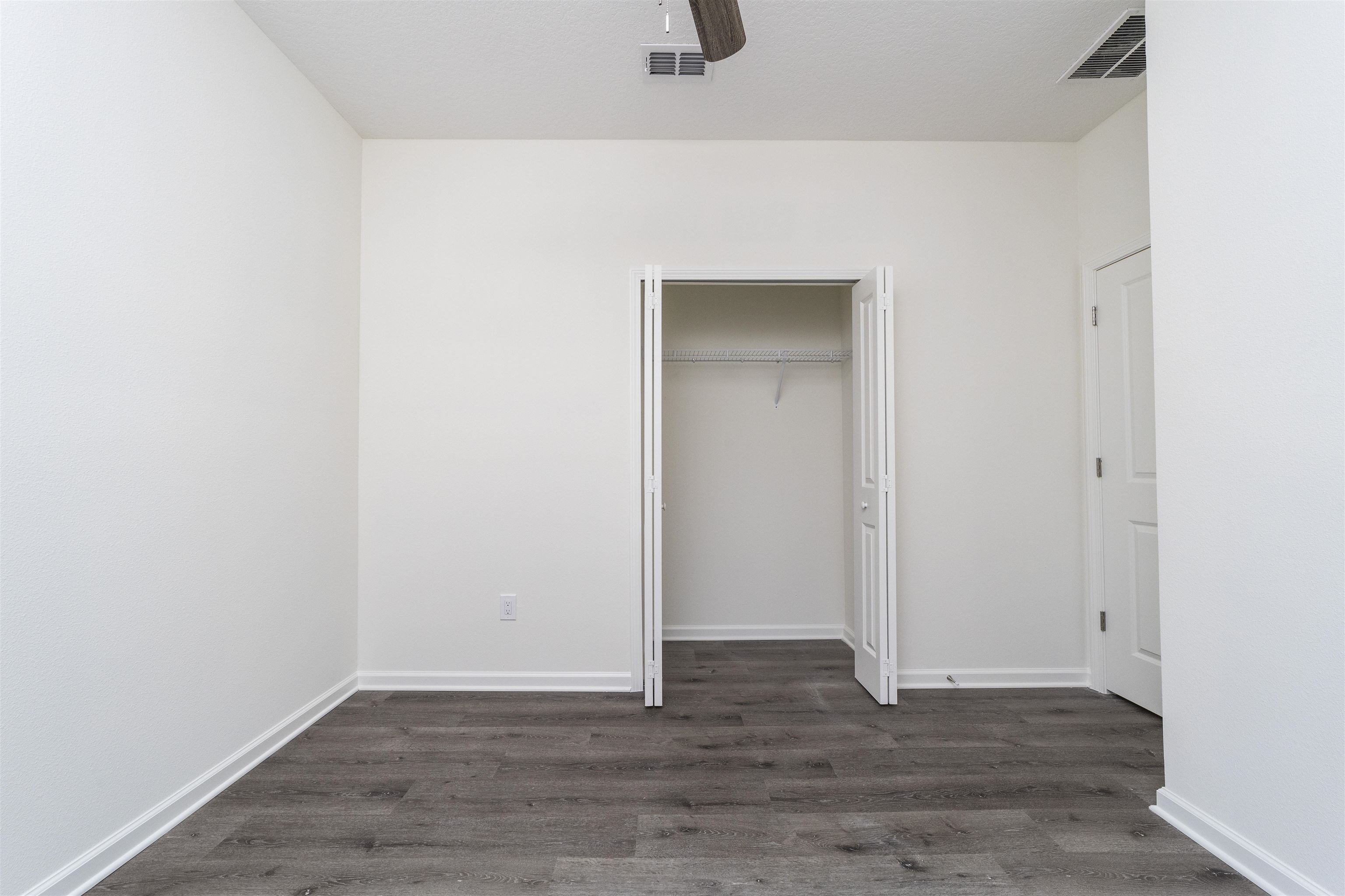 Image 43 of 59 For 4350 Theresa St