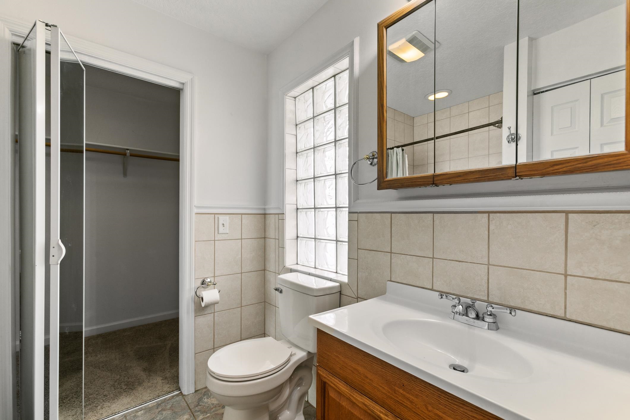 Image 39 of 55 For 291 Maxwell Dr