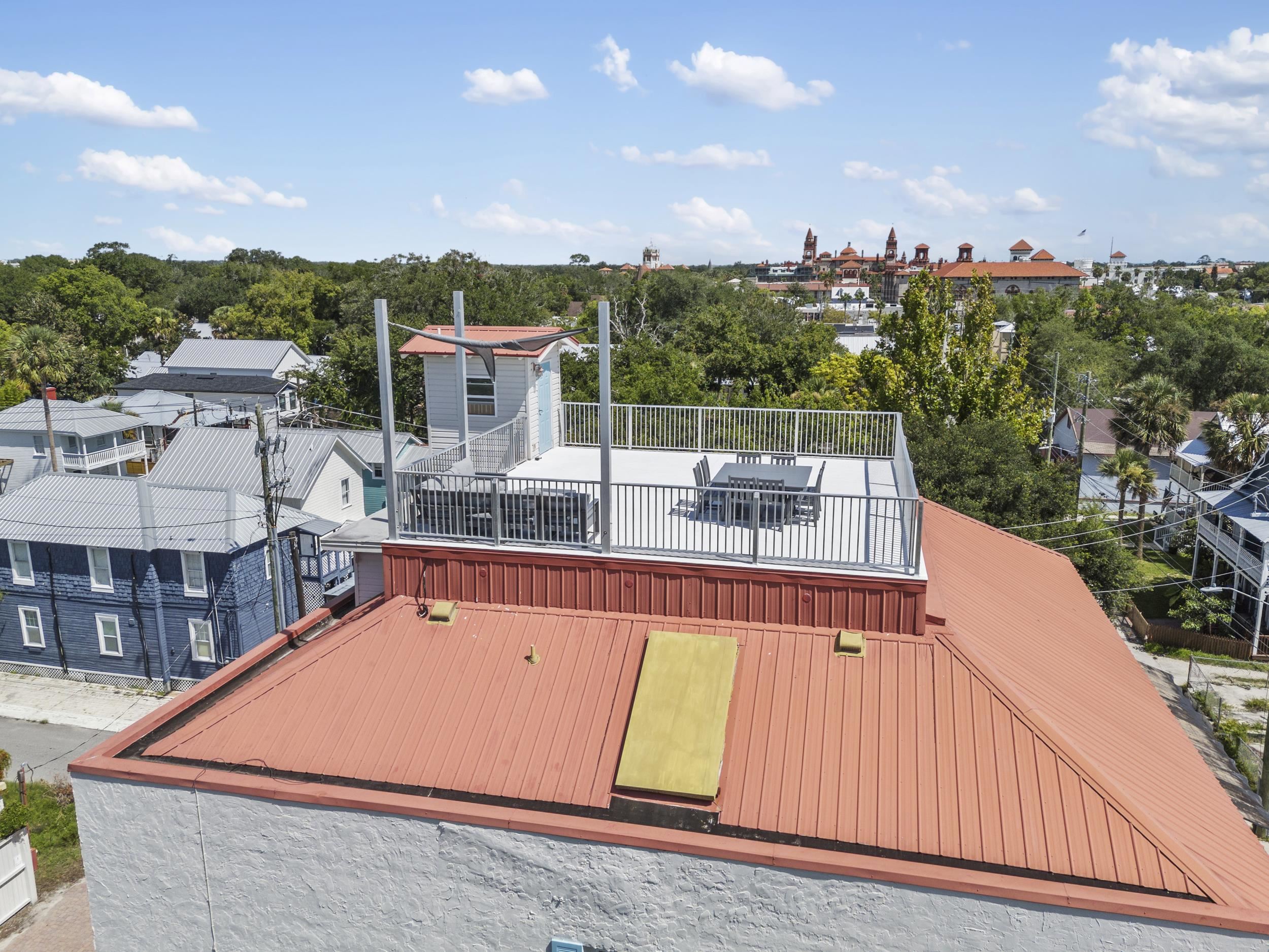 Image 4 of 90 For 92 Washington St