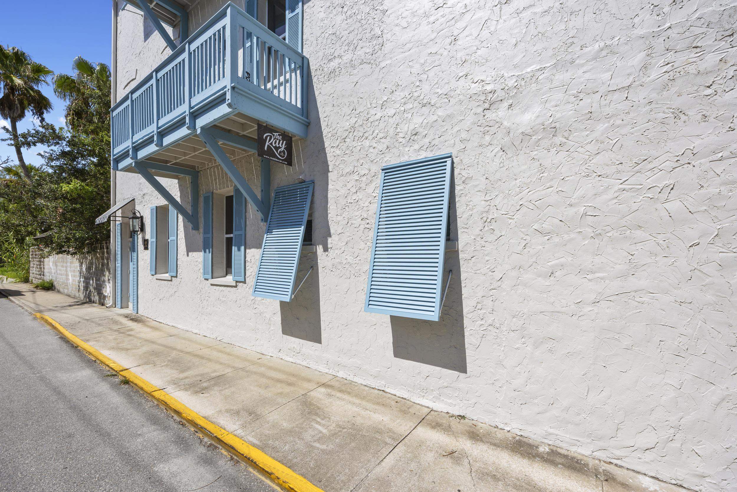 Image 70 of 90 For 92 Washington St
