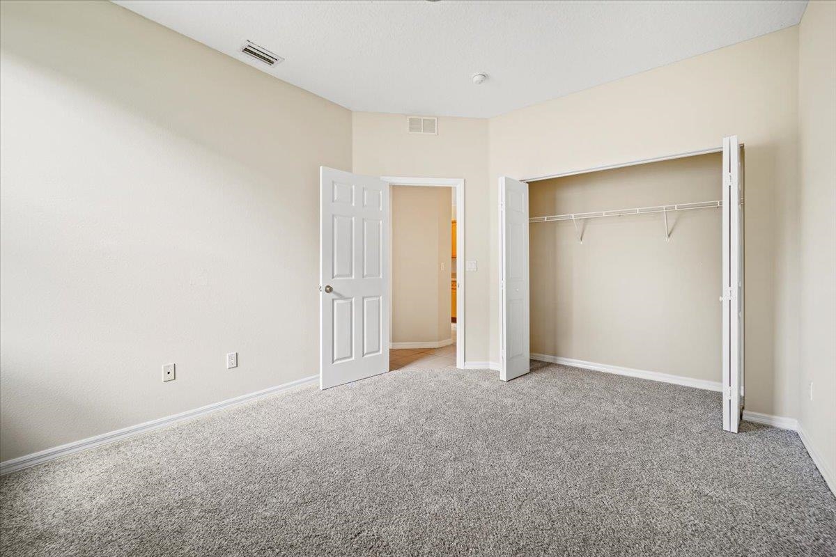 Image 30 of 44 For 6 Ballenger Ln