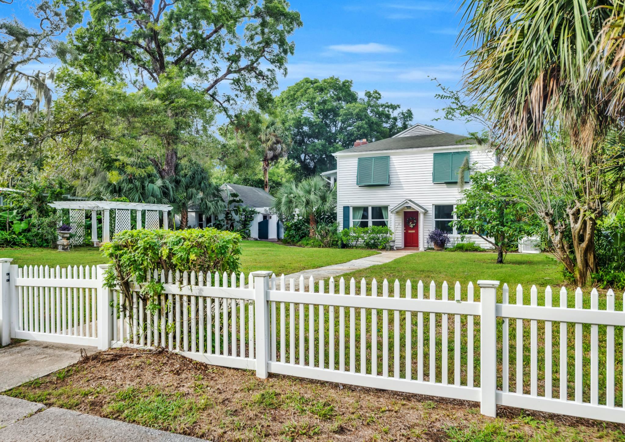 Details for 12 Park Ave E, St Augustine, FL 32084