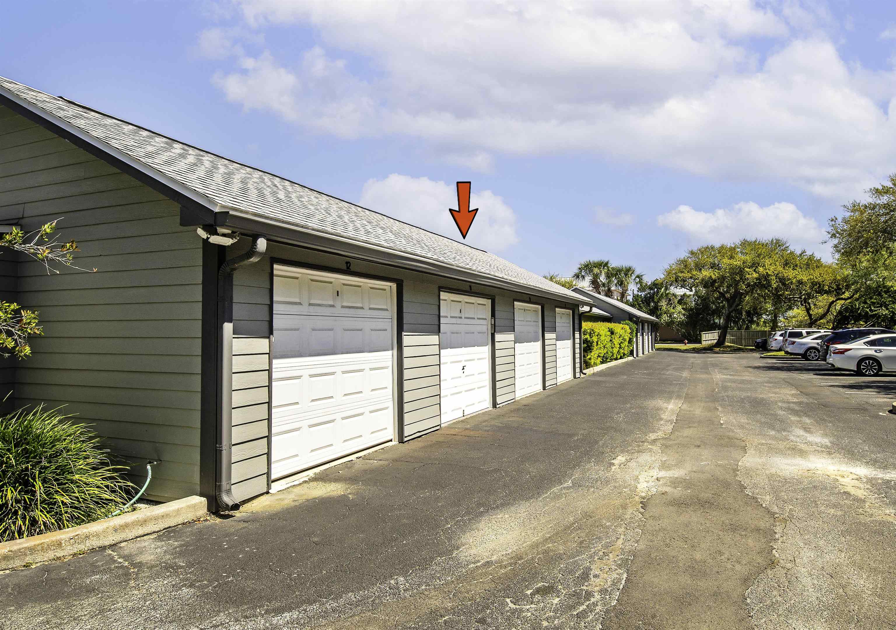 Image 31 of 40 For 200 16th St (with Garage)  201b