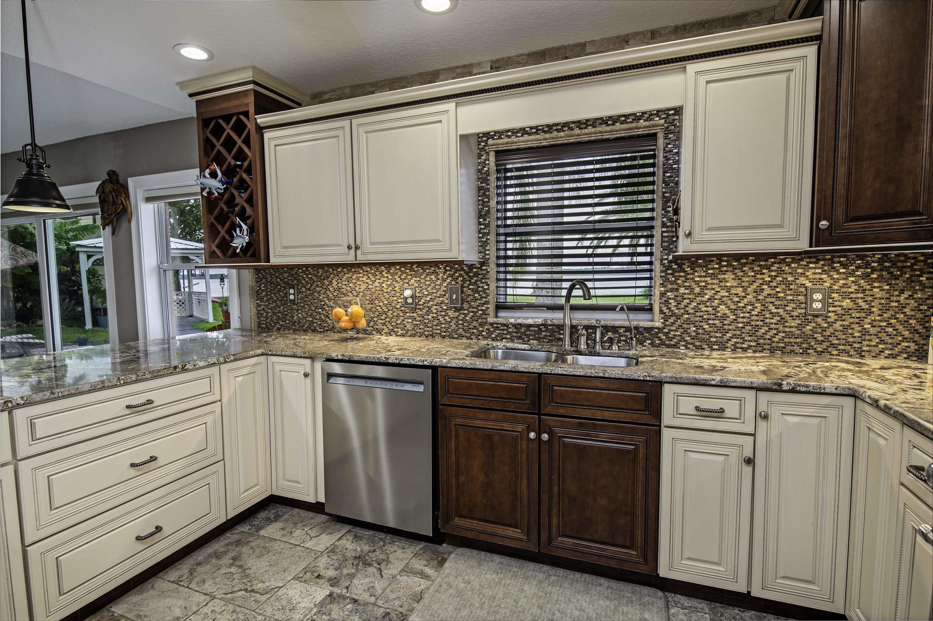 Image 23 of 60 For 6331 Salado Rd