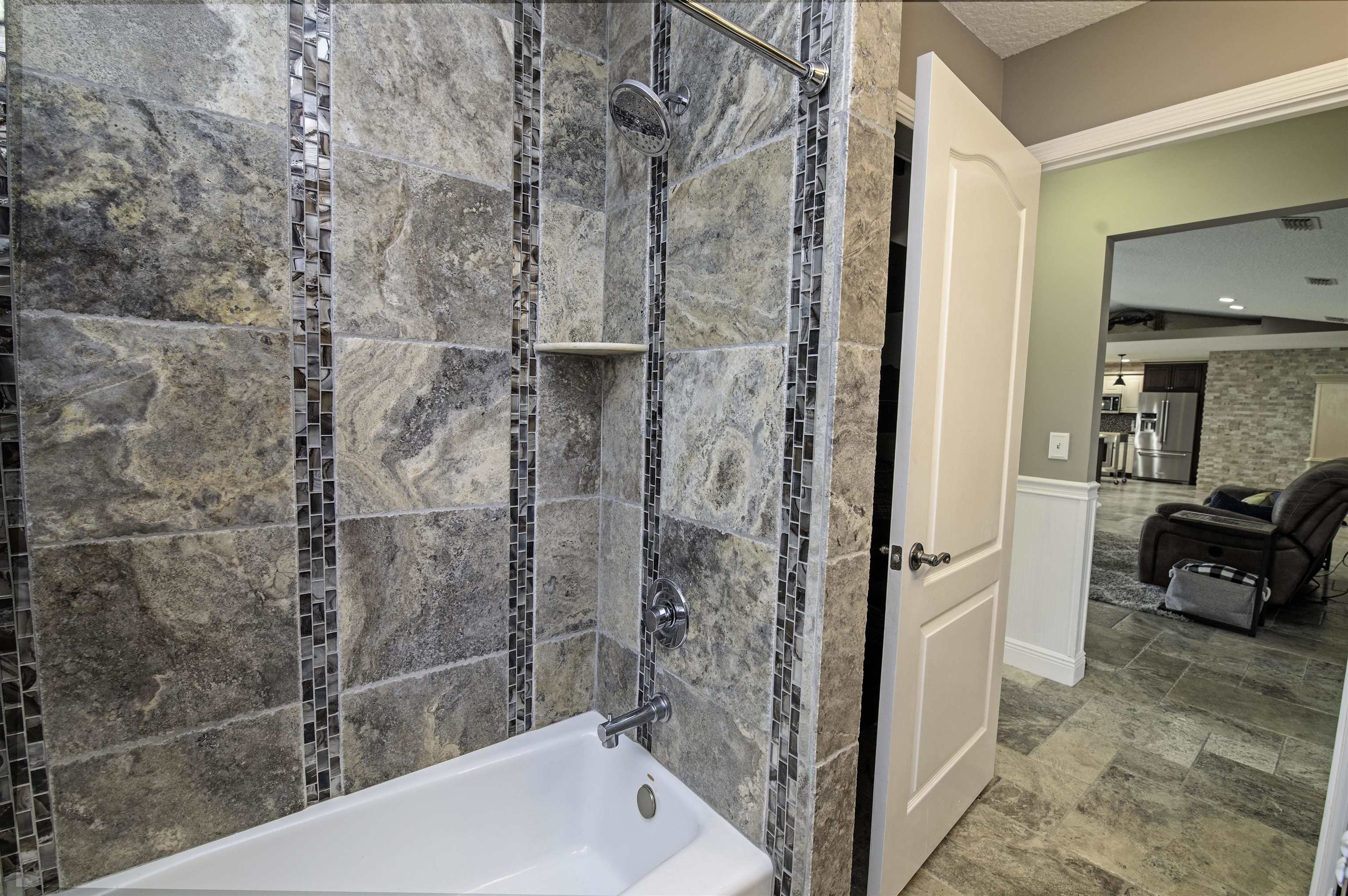 Image 34 of 60 For 6331 Salado Rd